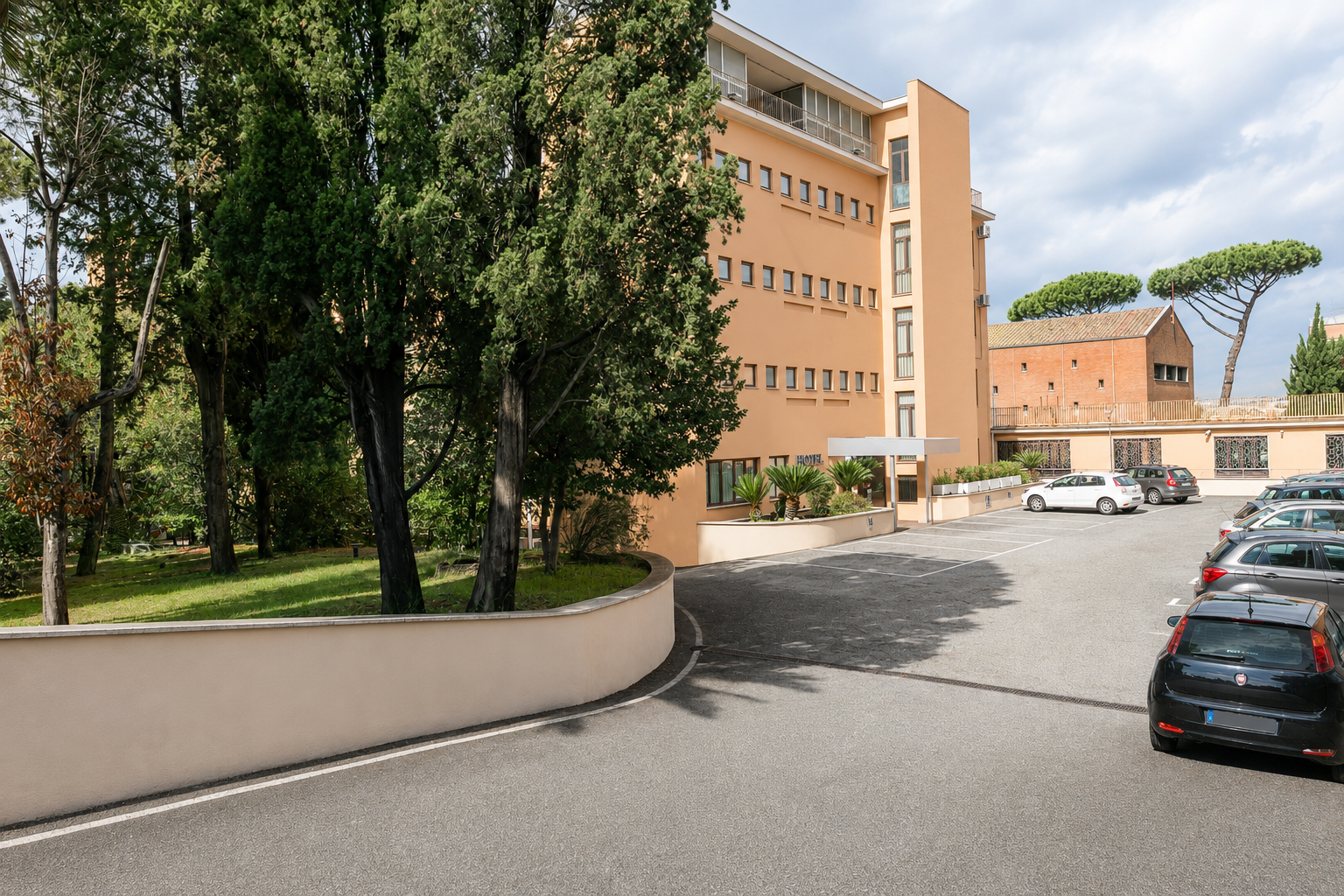 ingresso-parcheggio.png